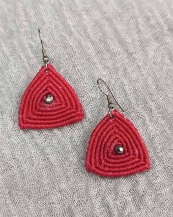 16  α  σκουλαρικια μακραμε (1)